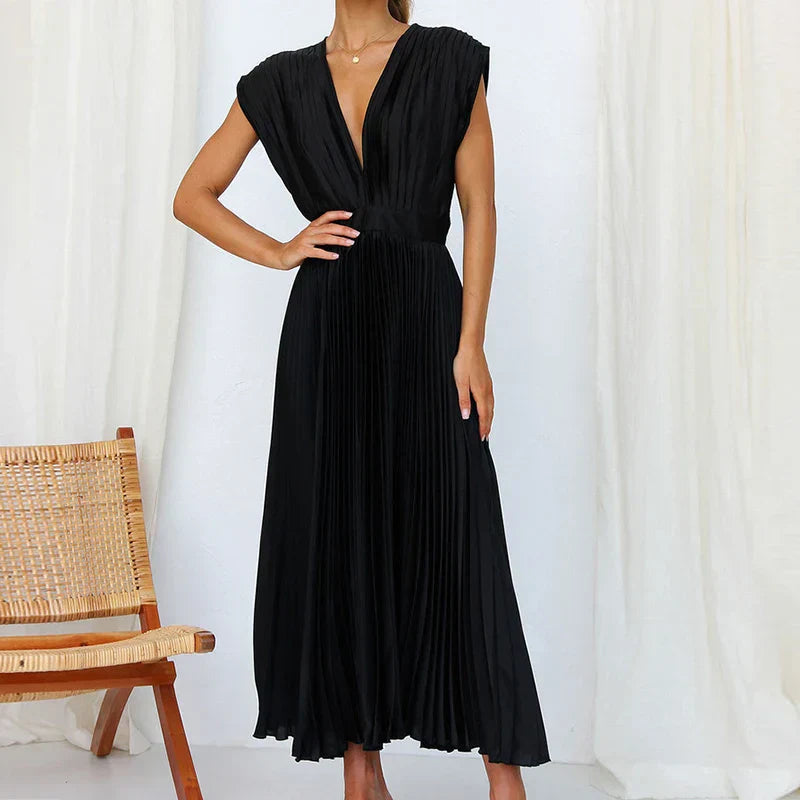 Elegant-Pleat Aroa Dress