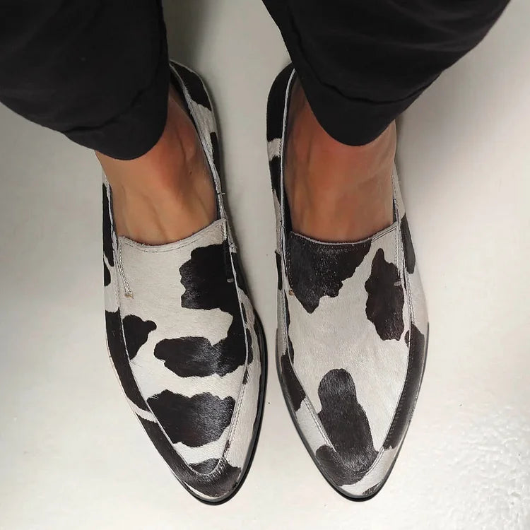 Unieke Slip-on Koeienprint Mocassins