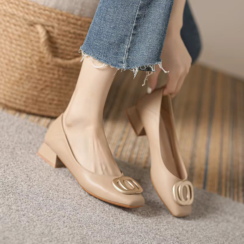 Elegant Mid-Heel Pumps