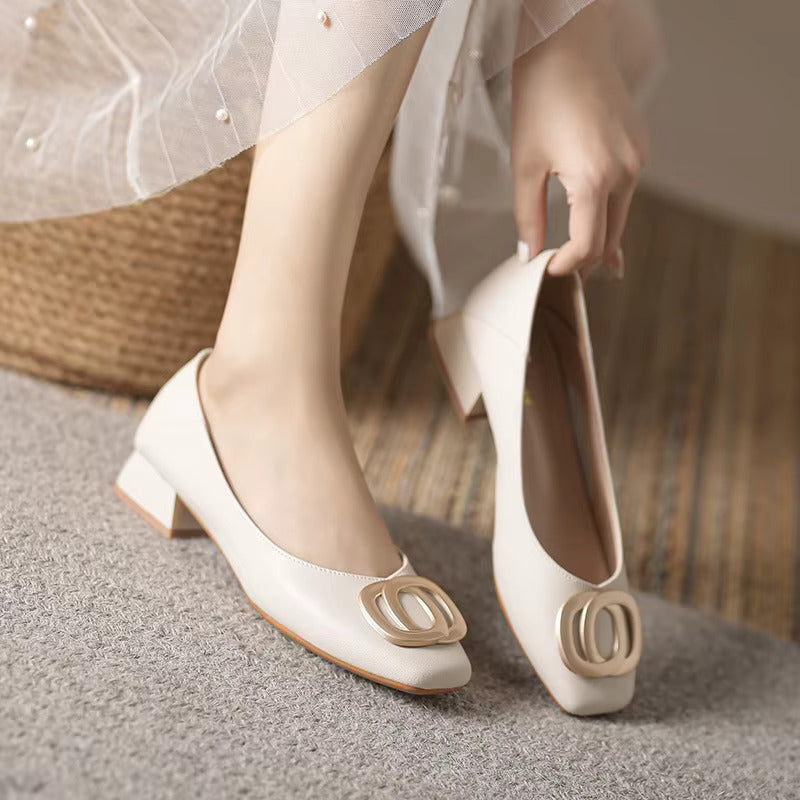 Elegant Mid-Heel Pumps