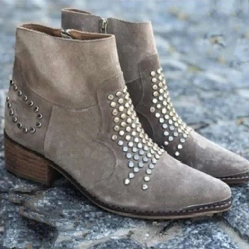 Stijlvolle Enkelboots Met Studs