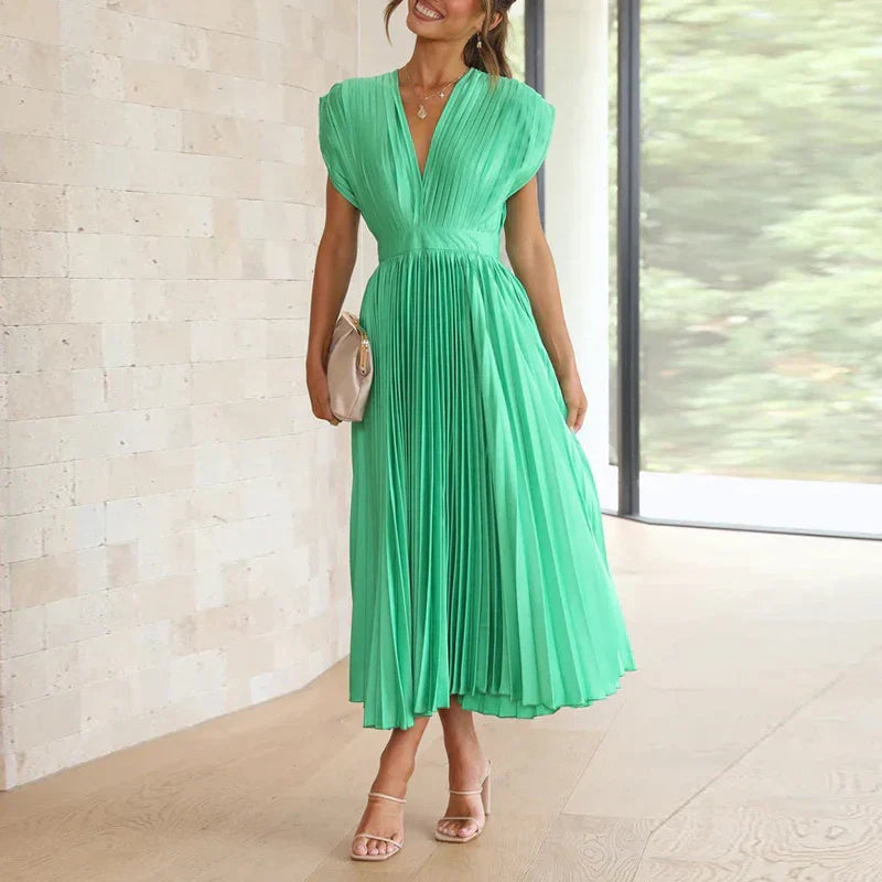 Elegant-Pleat Aroa Dress