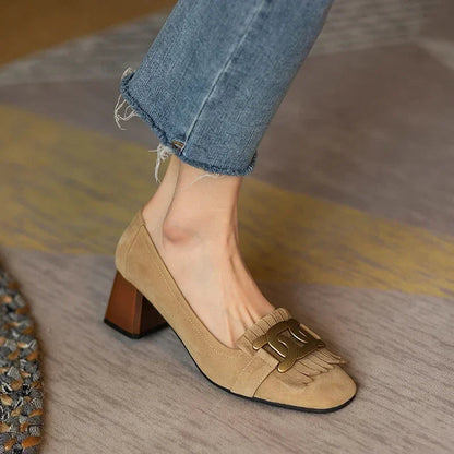 Elegante Karo-Absatzschuhe